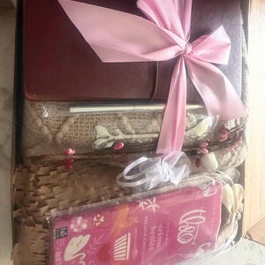 ROSEMARY added a photo of their purchase