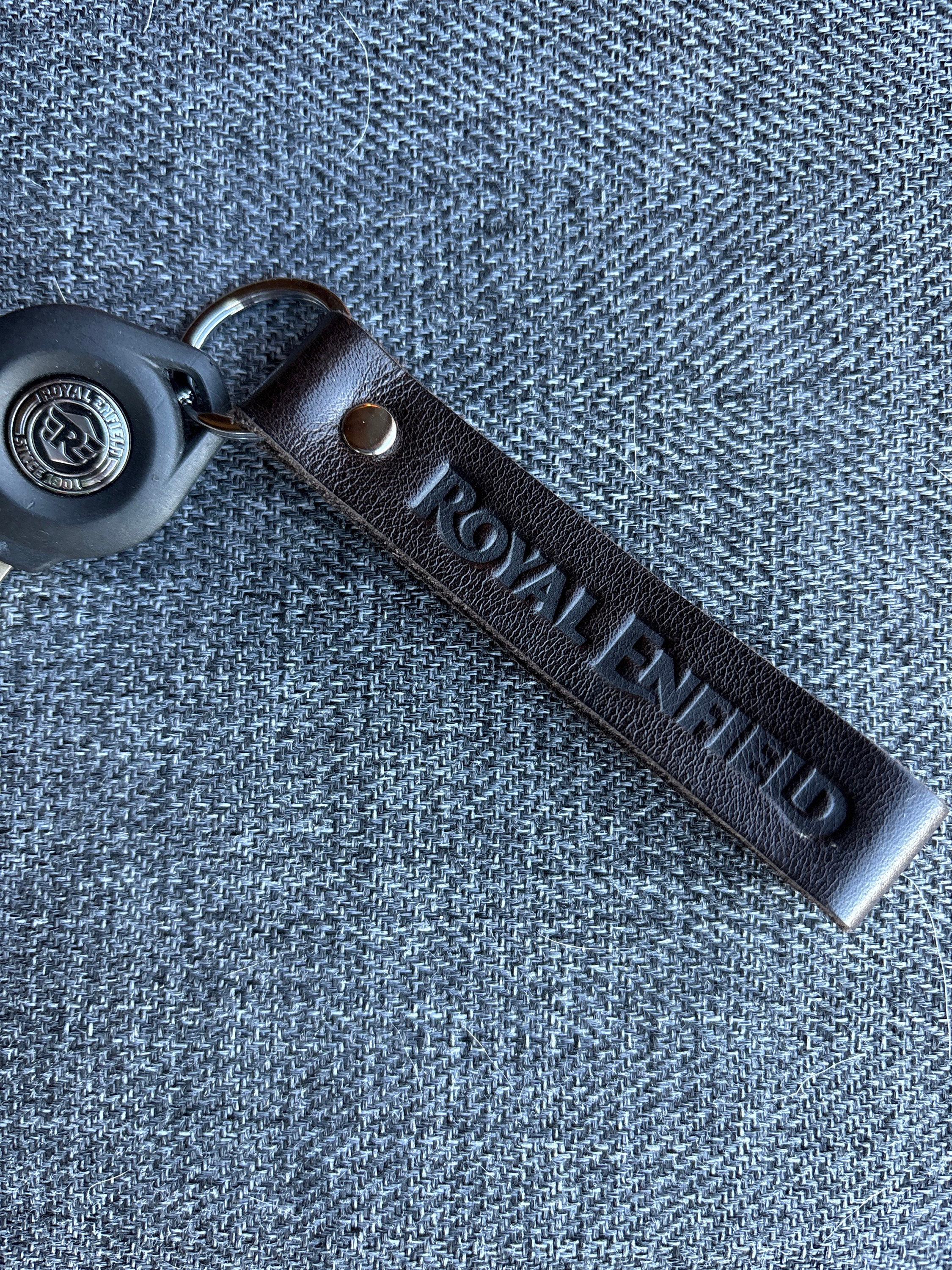 Personalization leather key ring, handmade leather keychain for men, key cover for rider biker, motorcycle keychain, motorcycle gift