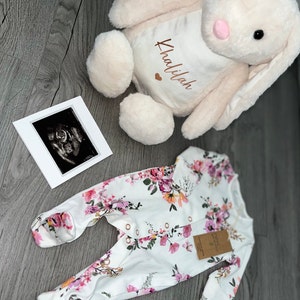 Jenade added a photo of their purchase