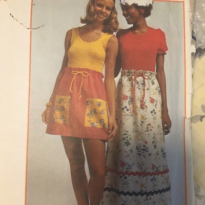 70s Fit N Flare Princess Dress Mini Length ONLY V Neck Short Flutter ...