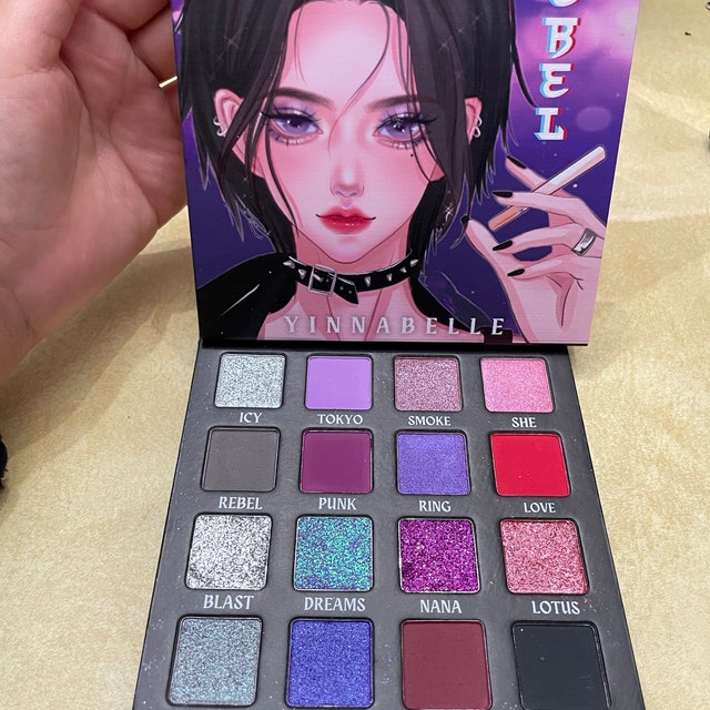 アイケア Nana NANA Rebel 16 Color Eyeshadow Palette, Gothic Makeup, Smokey