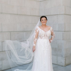 LoLa Ling Cathedral Wedding Veil with Comb Lace Appliques Soft Tulle 3m Meters Long Bridal Veil Wedding Accessories LoLa Ling Cathedral Wedding Veil with Comb Lace Appliques Soft Tulle 3m Meters Long Bridal Veil Wedding Accessories