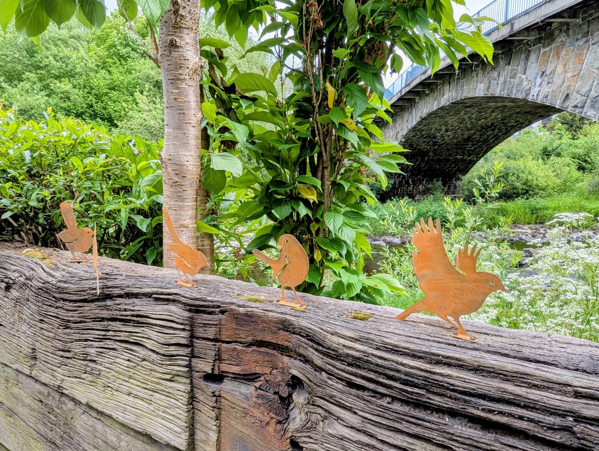 5 Rusty Iron Birds for Garden Décor – Metal Bird Ornaments | Rustic Outdoor Decorations, Free UK Shipping