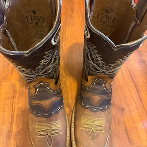 Willer added a photo of their purchase