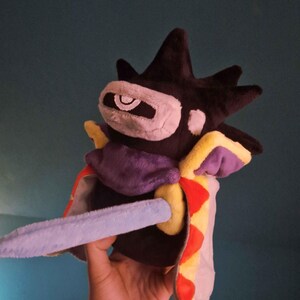 特注ぬいぐるみ ダークマターブレードそっくり // 25 cm // 40 cm