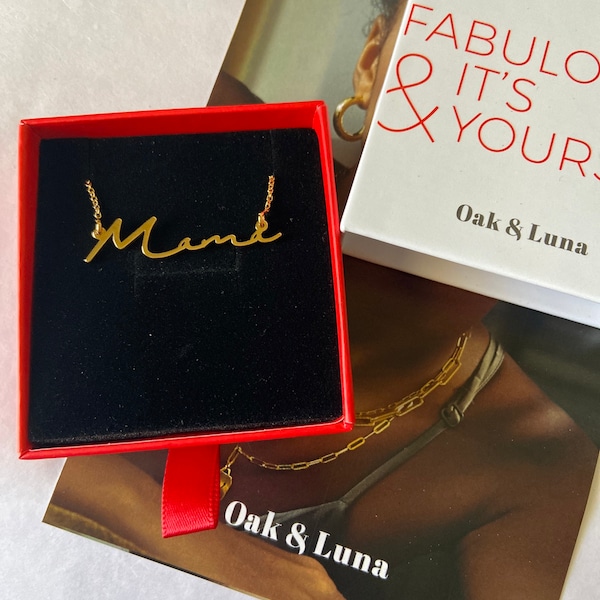 Take A Look About Oak Luna Name Necklace