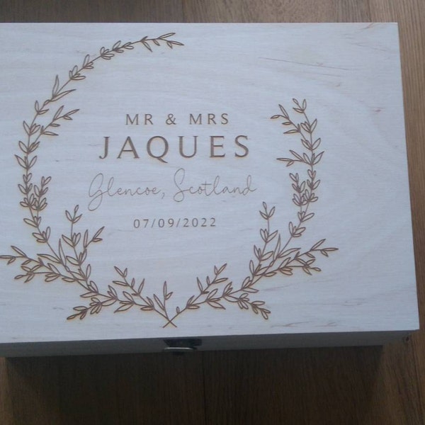 Personalized Wooden Wedding Keepsake Box - Personalised Memory Box ...