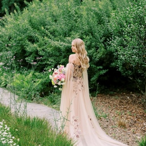 woodland fairy bridesmaid dresses Esme Esme Peach Floral Embroidery Peach Tulle A Line Dress, Boho Bridal Belt Size:41 cf-womens-size-euro-42-5-us-10-75 Applique Sleeveless Satin Square To view the dress