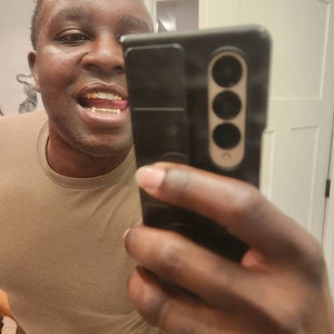 Black ha añadido una foto de su compra