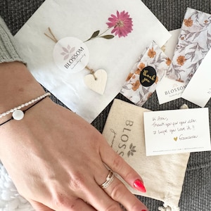 Anuschka added a photo of their purchase