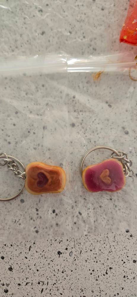 Peanut Butter and Jelly Heart Keychain Set, Grape, Best Friend&#39;s Keychains (or Phone Charms), Great Gift for Mom, Daughter, Sister, Cute :D