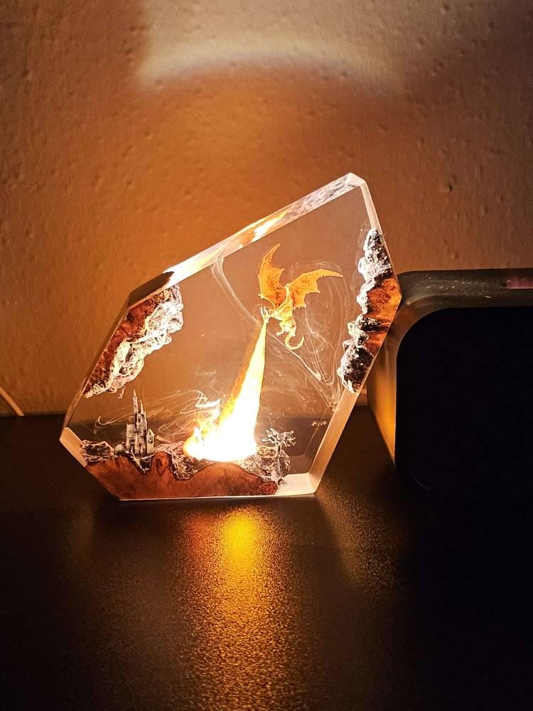 Fire breath dragon resin lamp, resin art, dragon art,dragon statue,table lamp,gift for him, gaming decoration, dragon lamp as Halloween gift