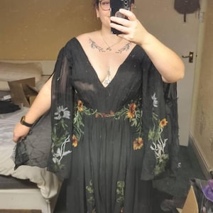 Laurissa added a photo of their purchase