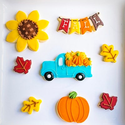Pickup Truck With Christmas Tree Cookie Cutter and Fondant Cutter and ...