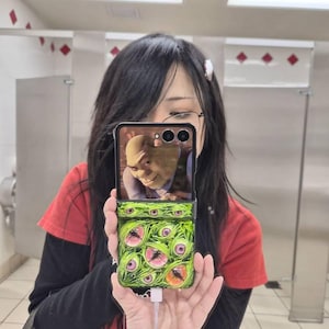 Kayla added a photo of their purchase