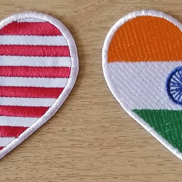 USA United Stated Flag Iron On / Sew On Embroidered Patch Badge Transfer | UK