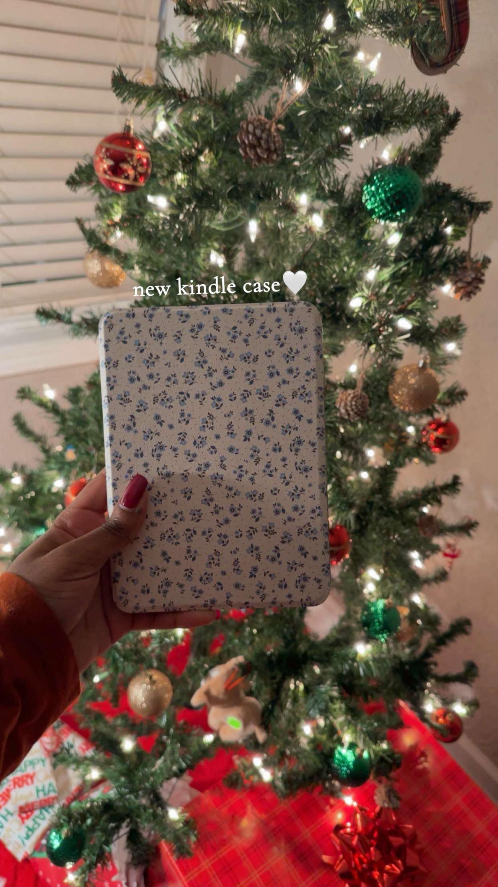 Floral Kindle Case with Strap 2024 Kindle Colorsoft Case Cover Paperwhite 12th 7-inch Kindle Oasis 11th Kobo Auto Wake Free Personalization