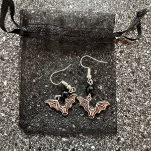 h added a photo of their purchase