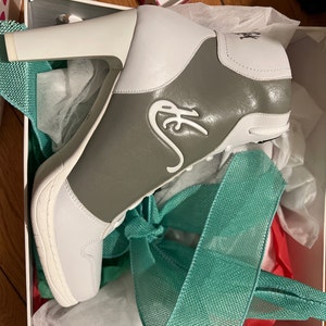 hc sneakers