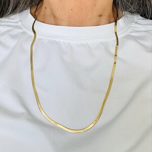 D*X様 14K ITALY ヘリンボーン ネックレス 14Kソリッドイエローゴールド製、細身のヘリンボーンチェーン