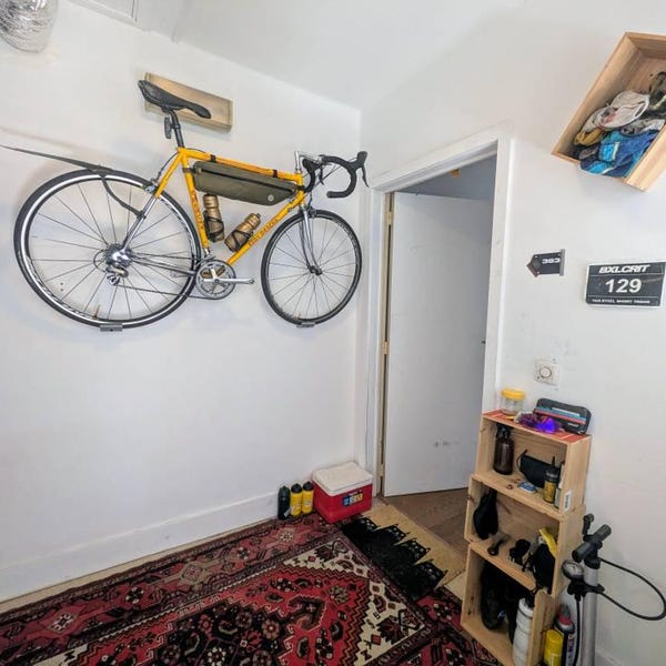 Road Bike Wall Mount | Road Bike Wall Mounted Rack | Suits Carbon ...