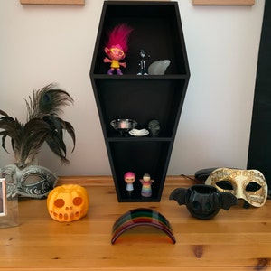 Kirstie added a photo of their purchase