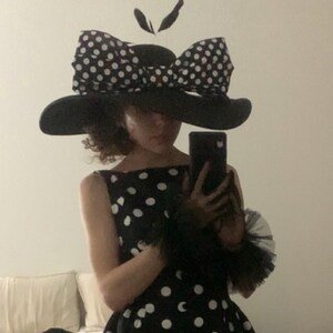 Wide Brim Kentucky Derby Hat, Black and White Polka Dot Bow  display picture 2