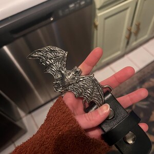 ヴィンテージスタイルのバットベルトバックル：ドラキュラメガバット