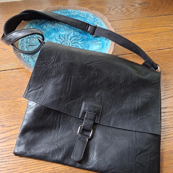 Camel brown Vegan Leather Shoulder Bag main image 1
