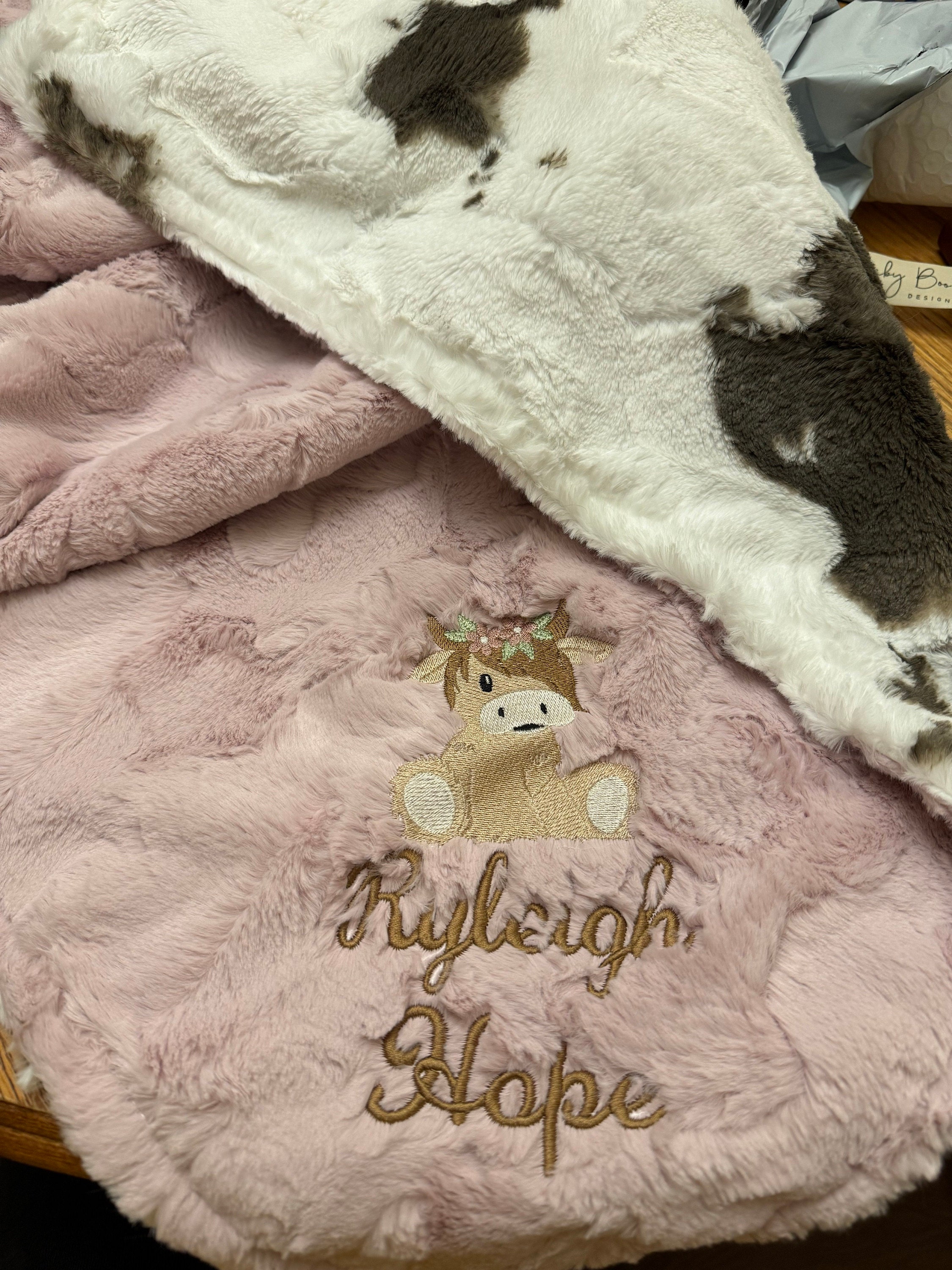Personalized Baby Blanket, Embroidered Girl Highland Cow Blanket, Baby Cow Newborn Gift, Baby Shower Gift