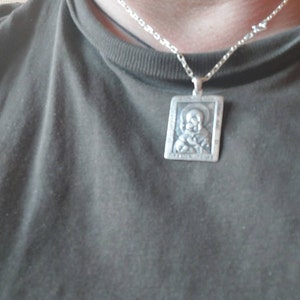 Mišković added a photo of their purchase