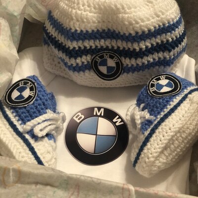 White Black Newborn Baby Set Bmw Logo, Baby Sneakers, Cute Baby Hat ...