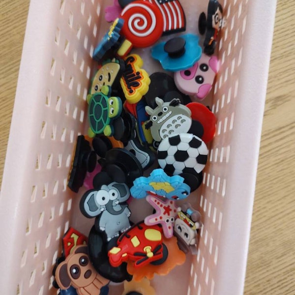 20pc - 600pcs Random Shoe Charms for Shoes With Holes Works With ...