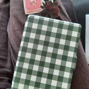 Ashleigh added a photo of their purchase