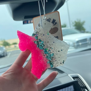 rachel added a photo of their purchase