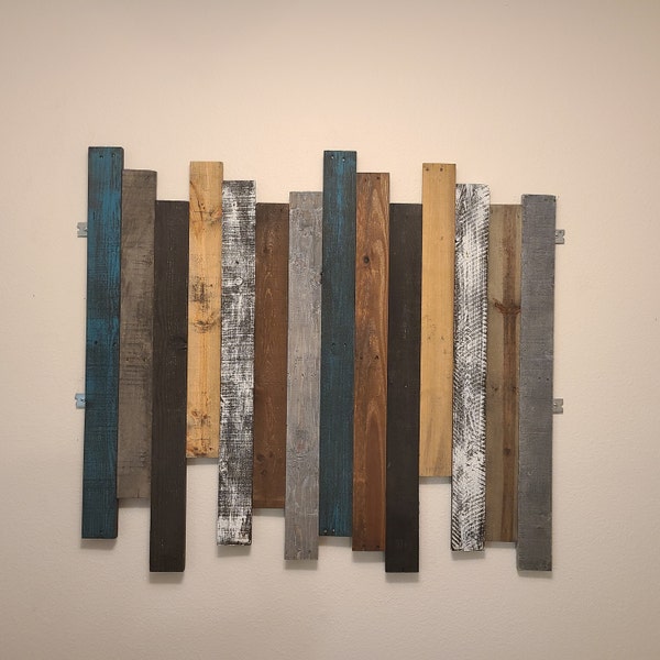 View of Reclaimed Wood Accent Wall - Dark Rustic Blend - 10sqft of Pallet Wall ...