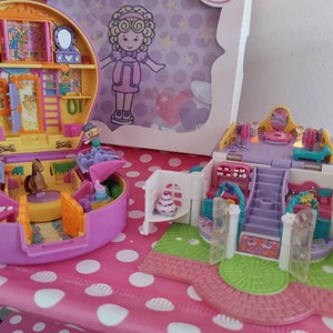 Javiera F. Cabello Caces added a photo of their purchase