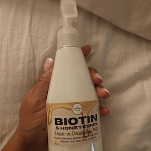 Tecia added a photo of their purchase