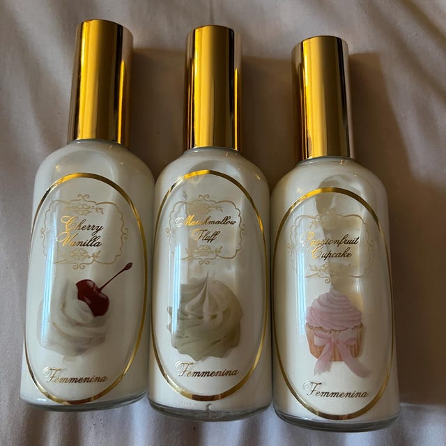 メラニー・マルティネスのクライベイビー香水にインスパイアされた