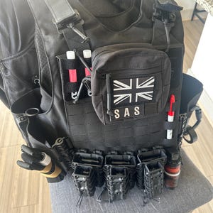 Tactical Plate Carrier Chest Equipment Set (magazines not include)