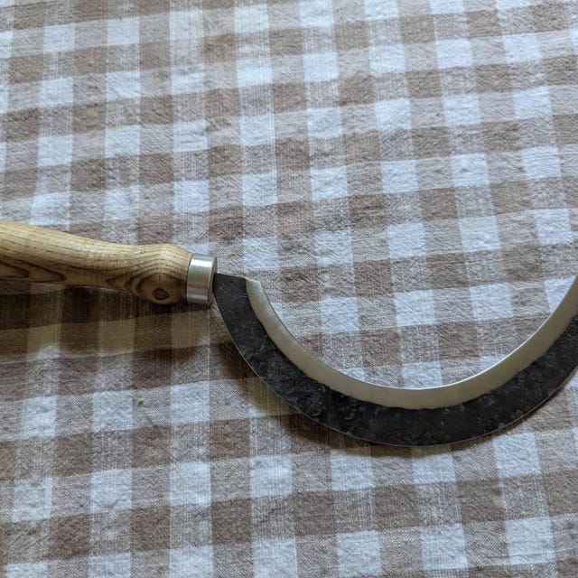 Large Garden Sickle – Hand Forged 52100 Carbon Steel Blade, Ash