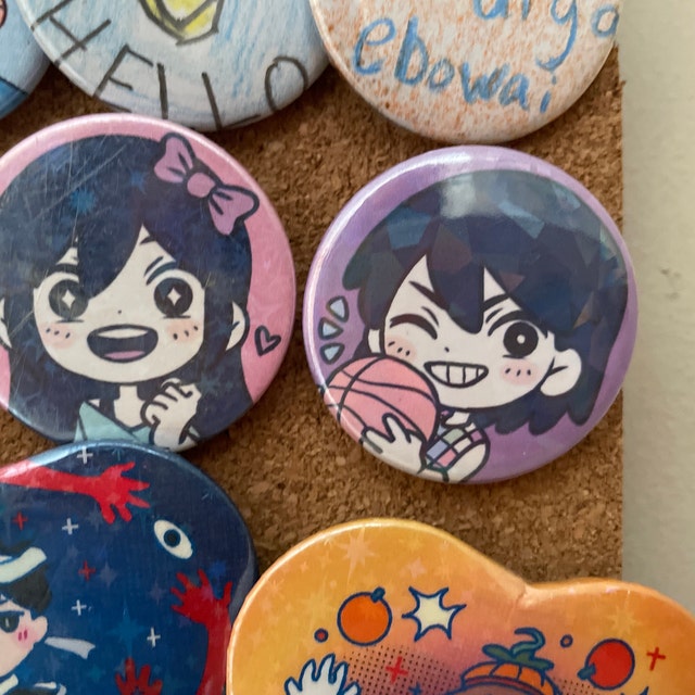 OMORI holo Button Pins (1.5 inch) - Sunny Aubrey Kel Hero Mari