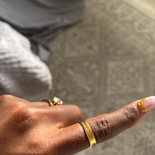 【Grace Personalized】RIAMリング Custom Oval Signet Ring by Gracepersonalized - Dainty