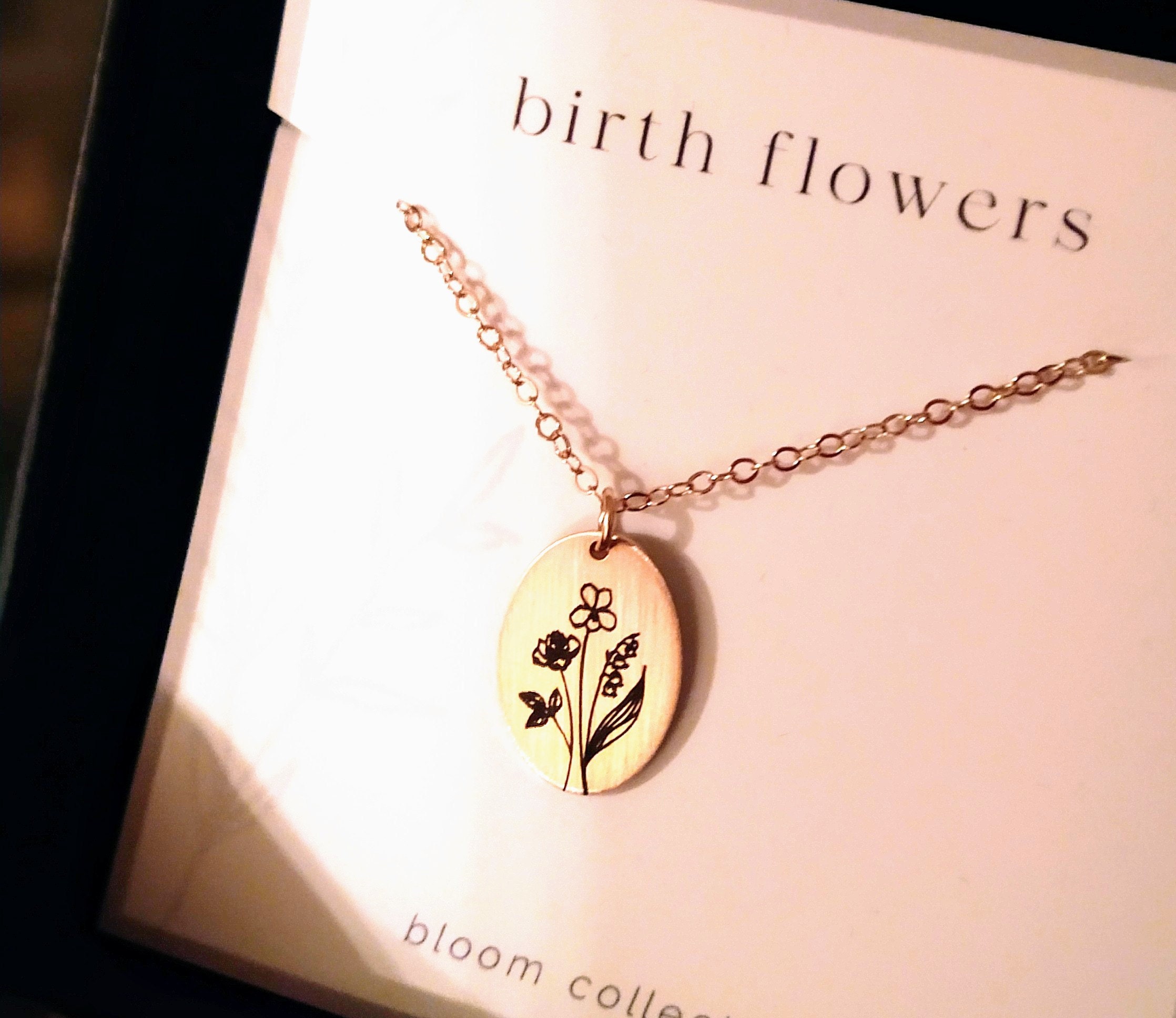 Multi Birth Flower Necklace • Flower Necklace • Floral Pendant Necklace • Mother&#39;s Day Gift • Gift for Mom • Flower Birth Month Oval BFL