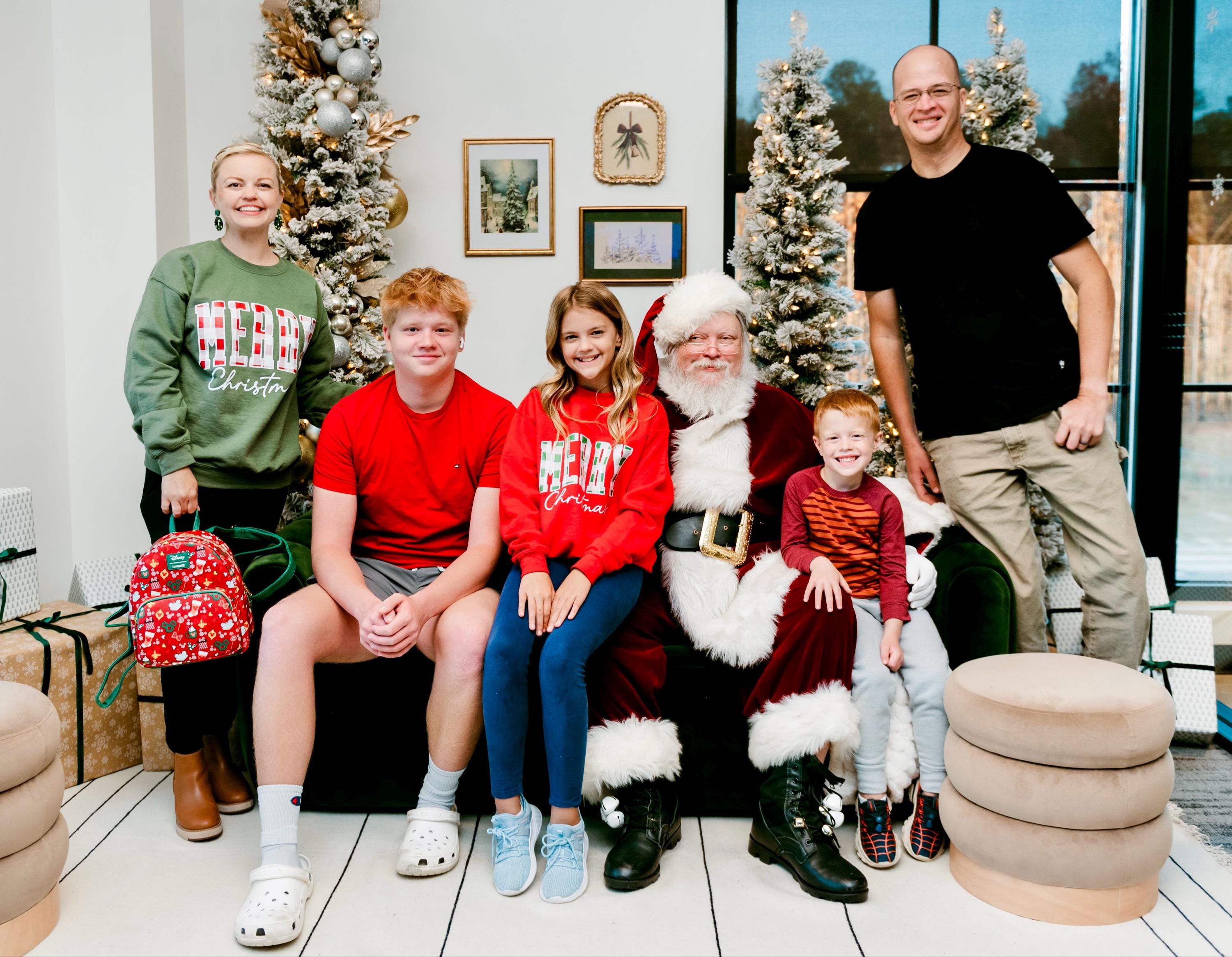 Merry Christmas Sweatshirt, Buffalo Plaid Sweater, Christmas Family crewneck, Xmas Gift Idea, Woman Xmas Shirt, Cute Winter Holiday Sweater