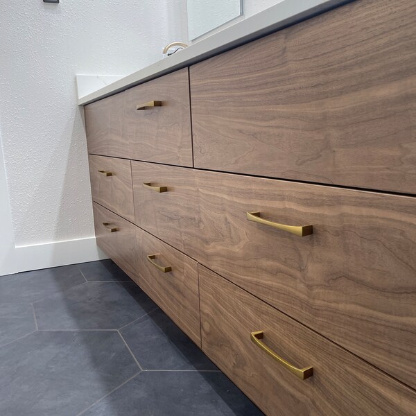 Champagne Bronze "kent" Drawer Pulls and Knob, Knob and Drawer