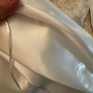 Lace wedding veil, wedding veil, сhantilly wedding veil, spanish veil | Olivia Veil