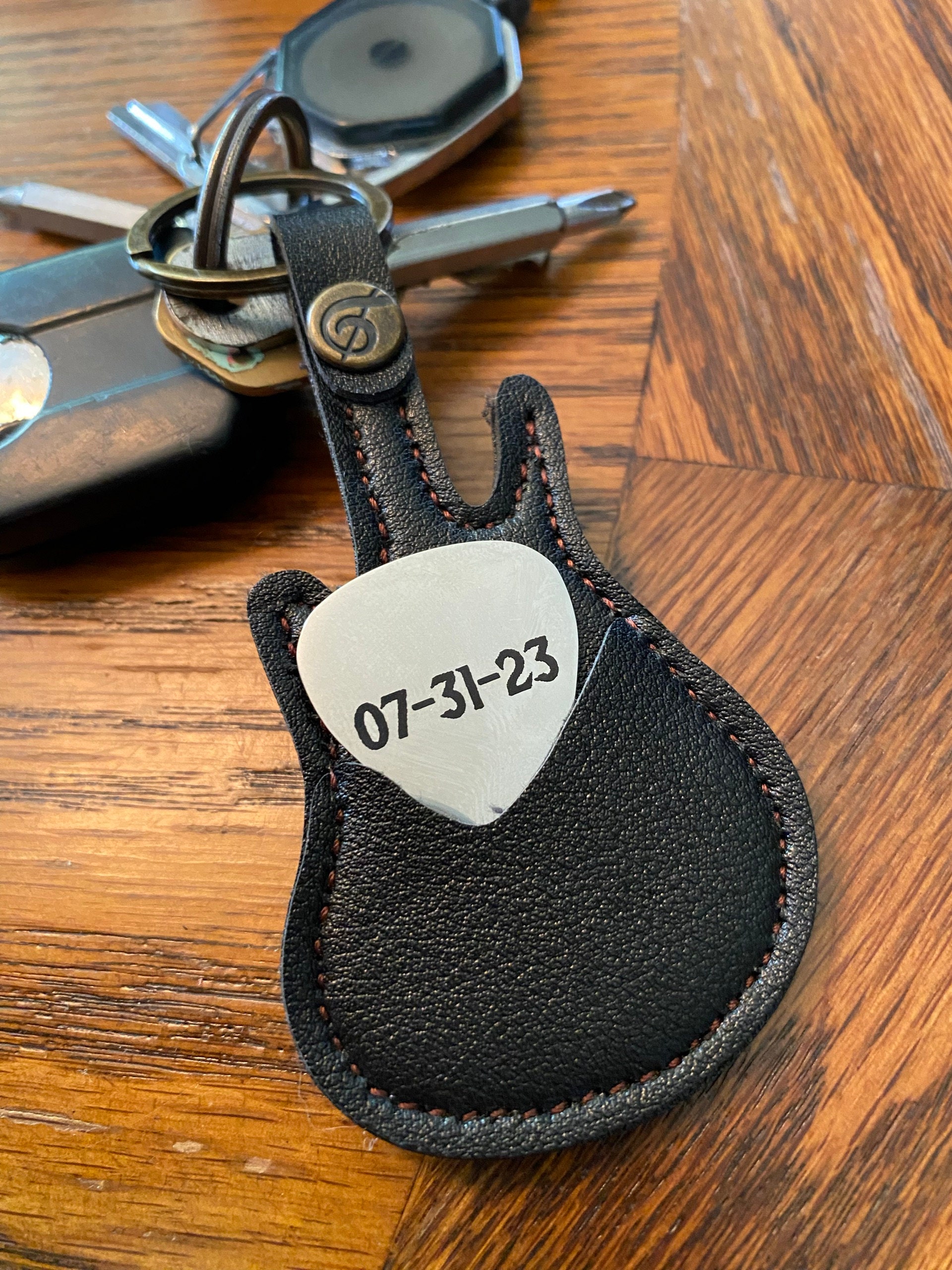 Personalized Engraved Metal Guitar Pick with Guitar-Shaped Keychain Holder - Great Custom Gift For Musicians, Guitar Players, Music Lovers