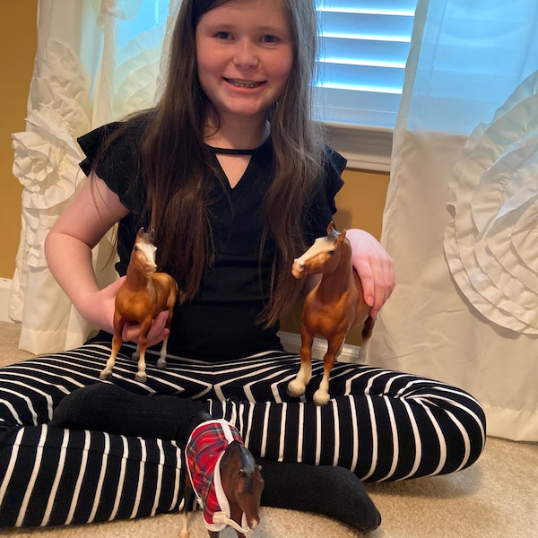 Vintage Five Tiny White Rabbit Figurines, Miniature Plastic Albino ...