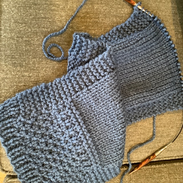 Tierra Stitchy Hoodie Knitting Pattern, Chunky Sweater